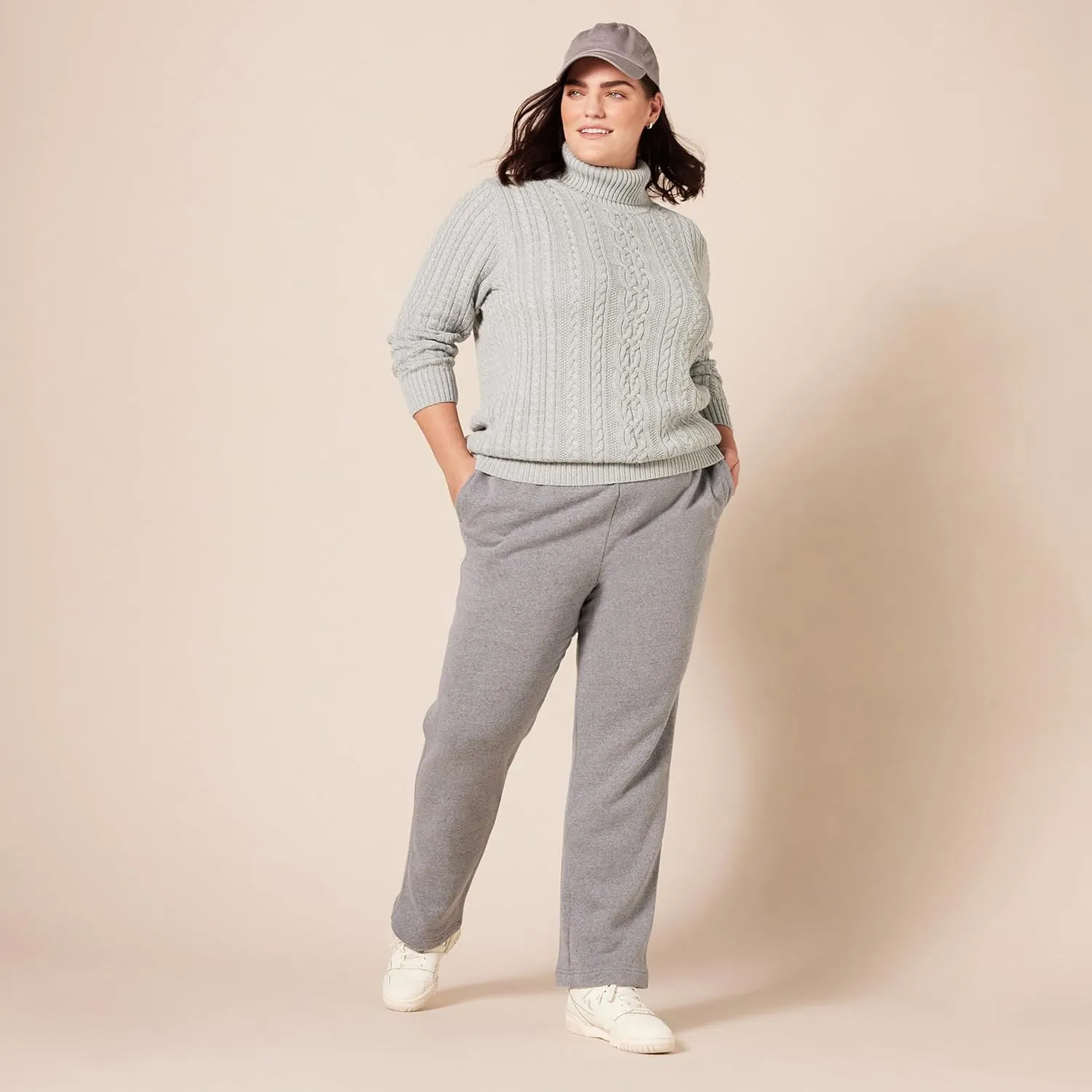 Amazon Essentials Women's Fisherman Cable Turtleneck Sweater (Available in Plus Size)