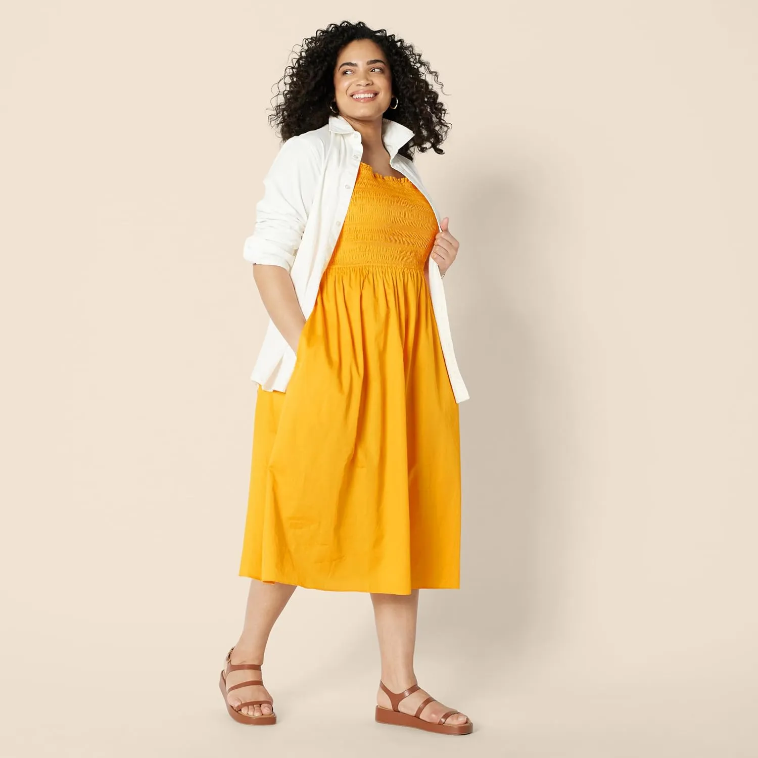Amazon Essentials Women's Regular-Fit Cotton Sateen Smocked Bodice Midi Dress
