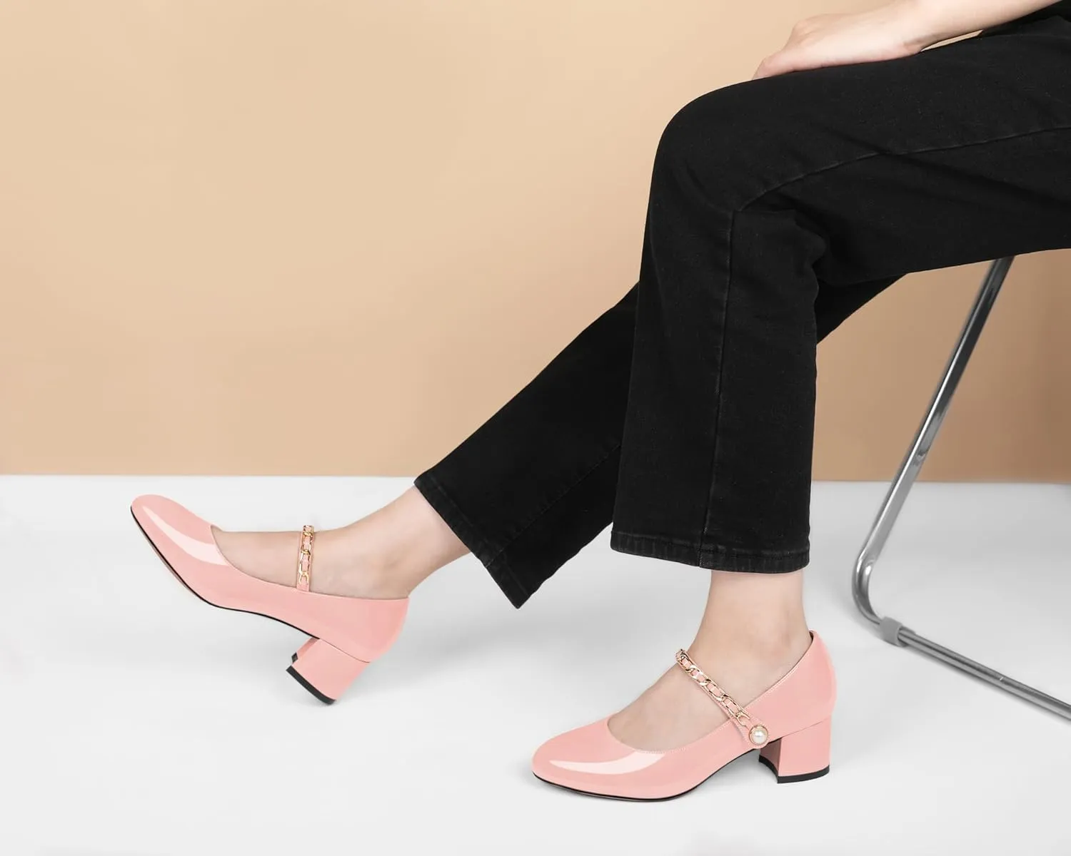 Soireelady Womens Mary Jane Shoes, Chunky Block Heel Pumps, Low Heel Round Closed Toe Heels Dress Shoes Comfort Fashion Wedding Patent 2 Inches