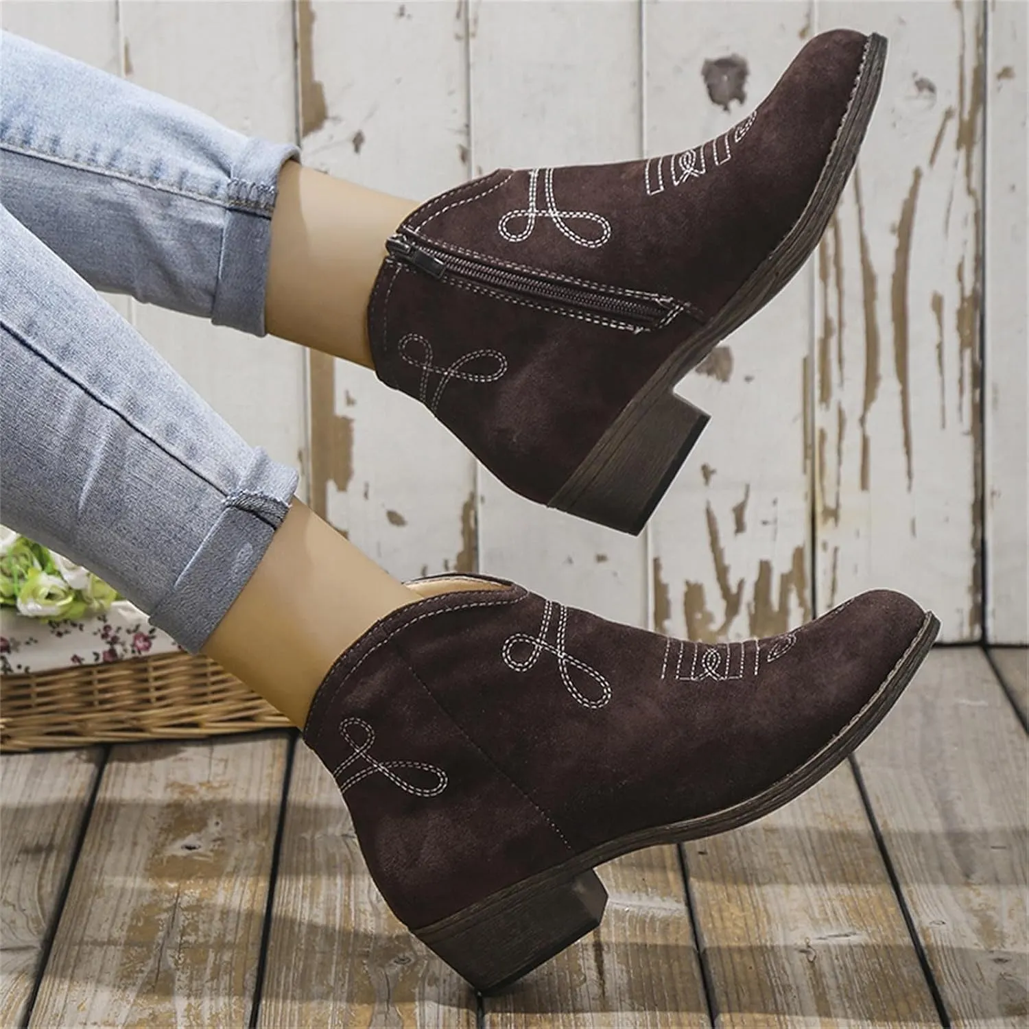 Womens Cowboy Boots Side Zipper Chunky Block Heel Round Toe Western Womens Cowboy Boots Ankle Short Cowgirl Boots Women